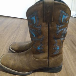 Justin cowboy boots